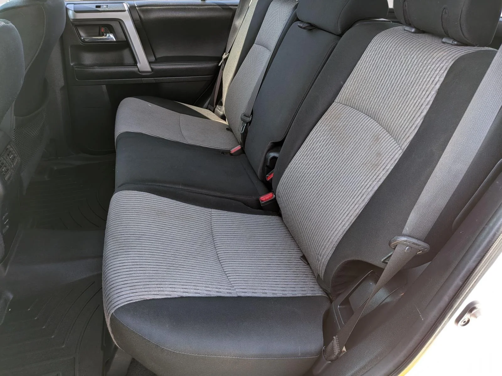 Used 2019 Super White Toyota SR5 image 65