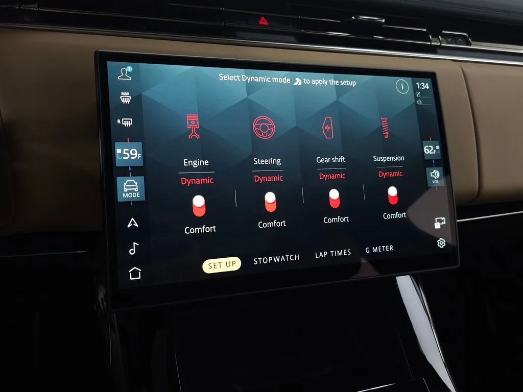 New 2026 Borasco Grey Land Rover Dynamic SE image 32