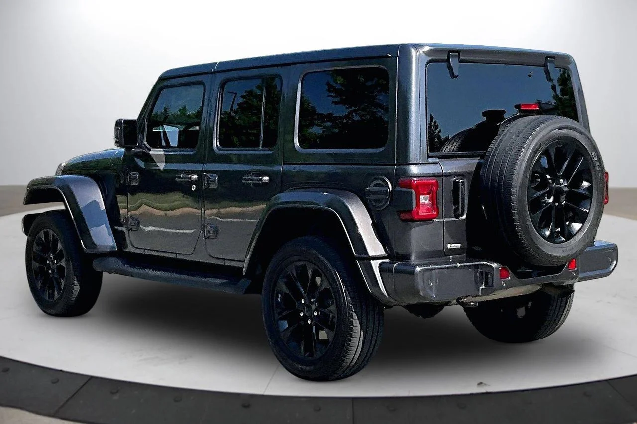 Used 2021 Silver Jeep Sahara High Altitude image 7