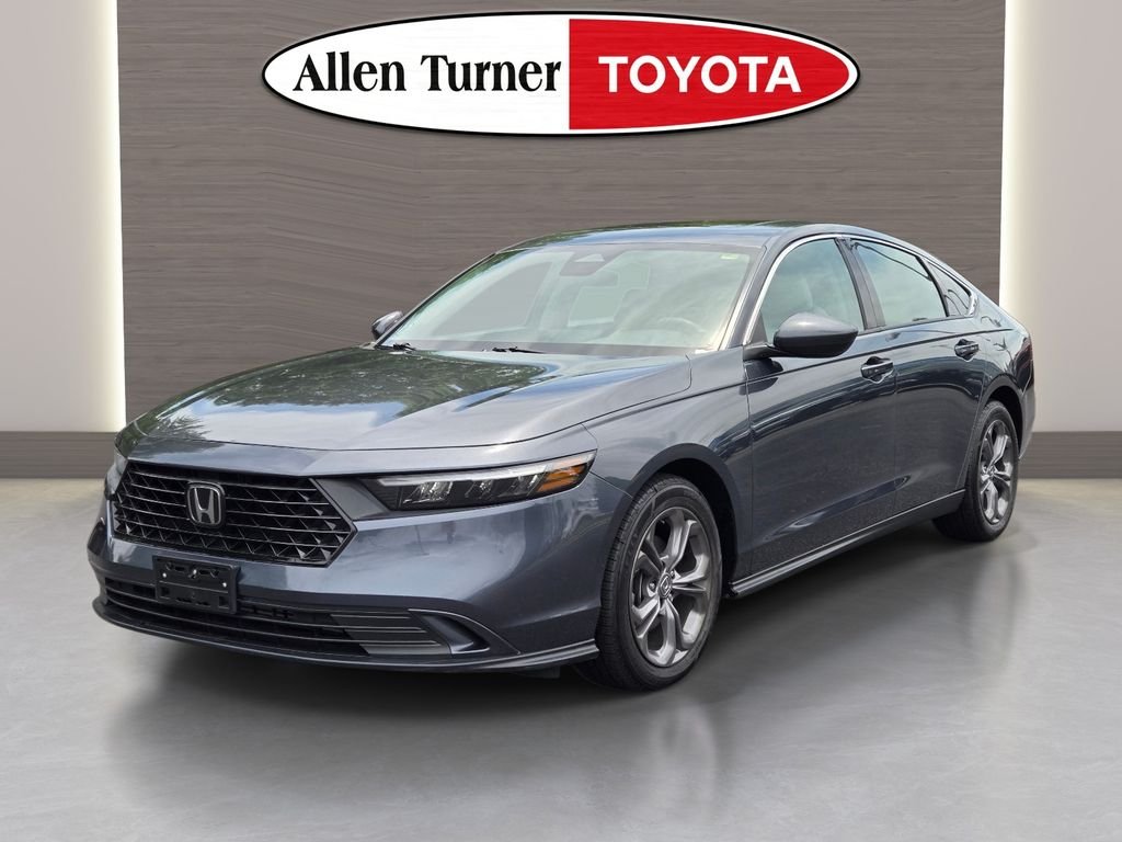 Used 2024 Gray Honda EX image 2