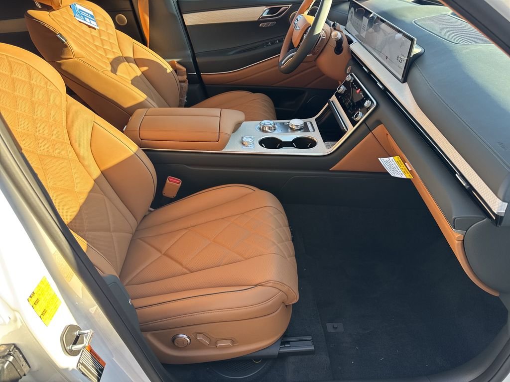 New 2026 White Genesis 3.5T Prestige image 13