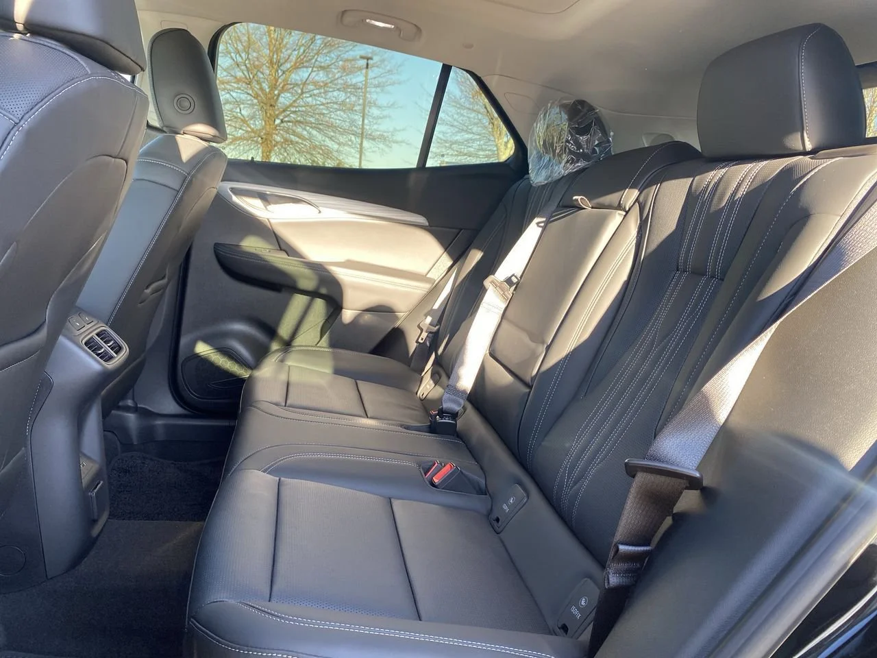 New 2026 Ebony Twilight Metallic Buick Avenir image 20