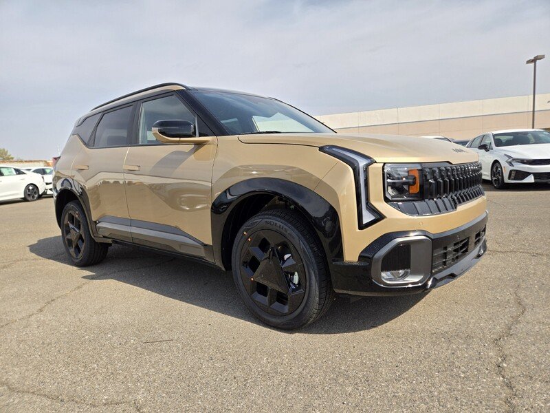 New 2027 Terrain Brown Kia X-Line S image 2