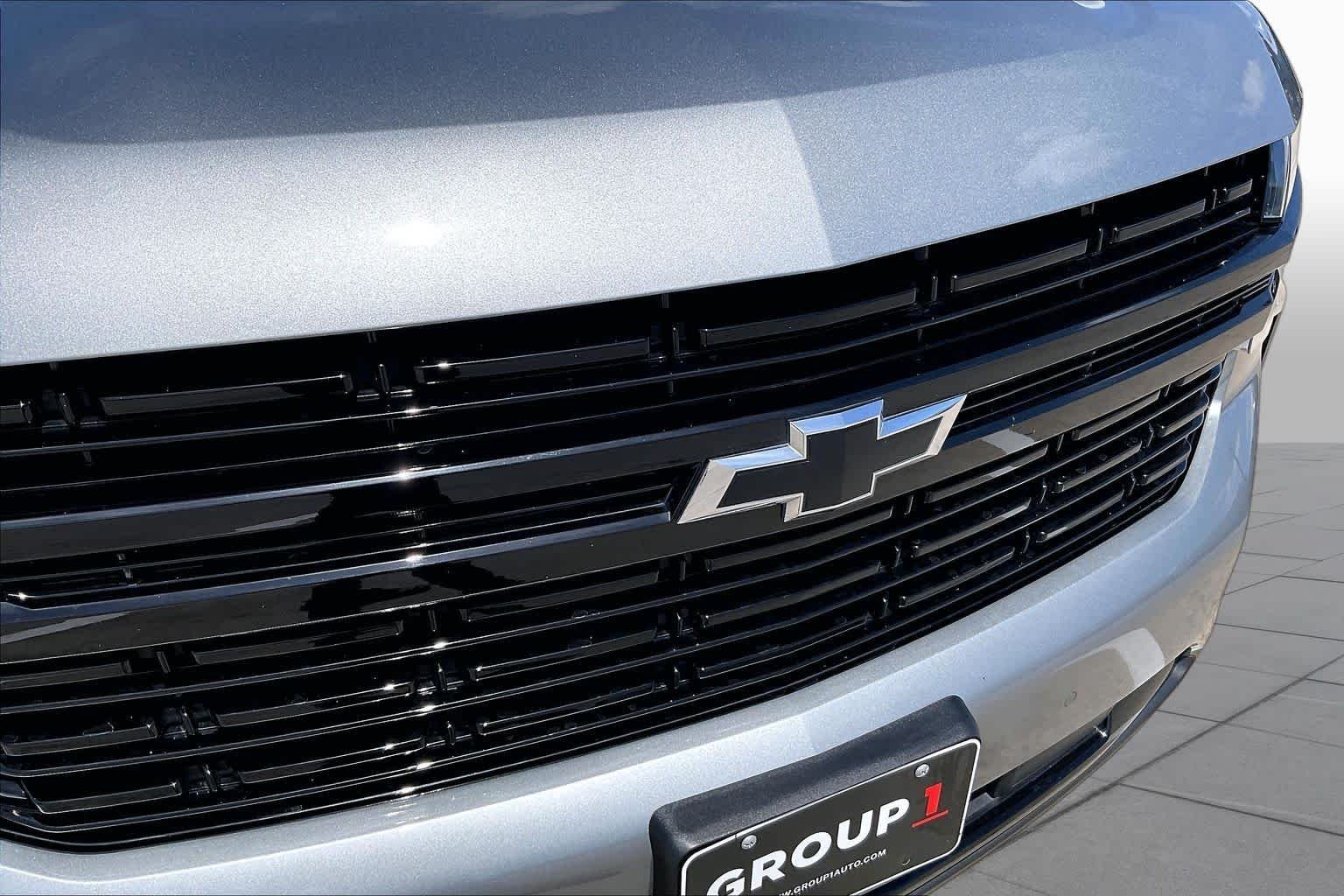 2024 Chevrolet Suburban RST - Photo 29