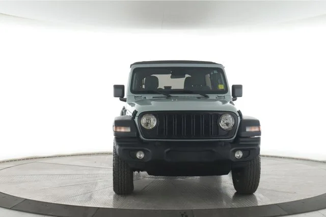 Used 2024 Gray Jeep Sport S image 12