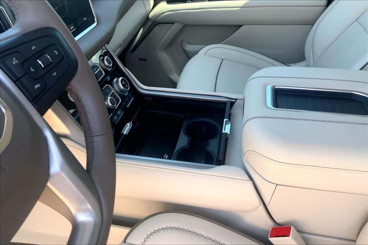 Used 2023 Pearl Beige Metallic GMC Denali image 17