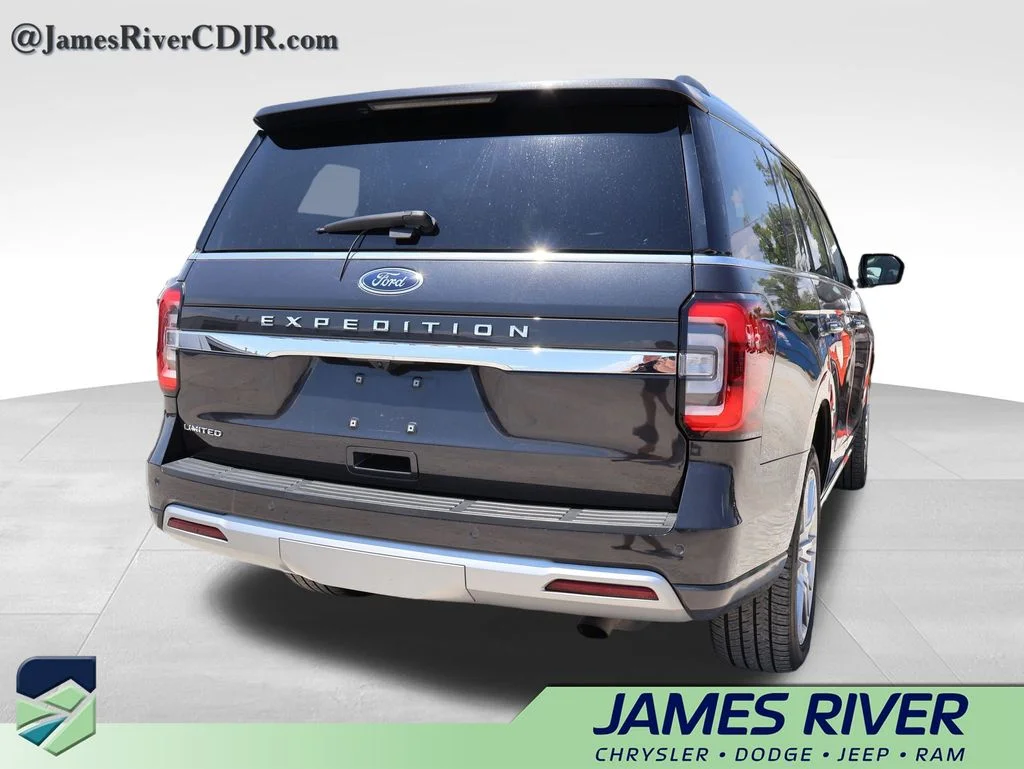 Used 2024 Gray Ford Limited image 11