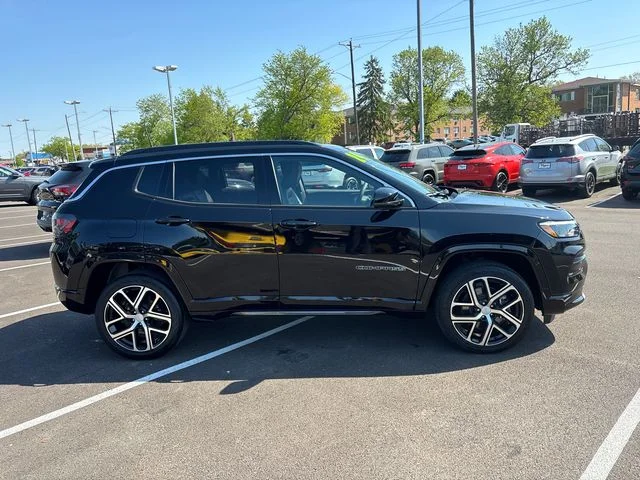 Used 2024 Black Jeep Limited image 28