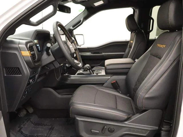 New 2026 Oxford White Ford Tremor® image 33