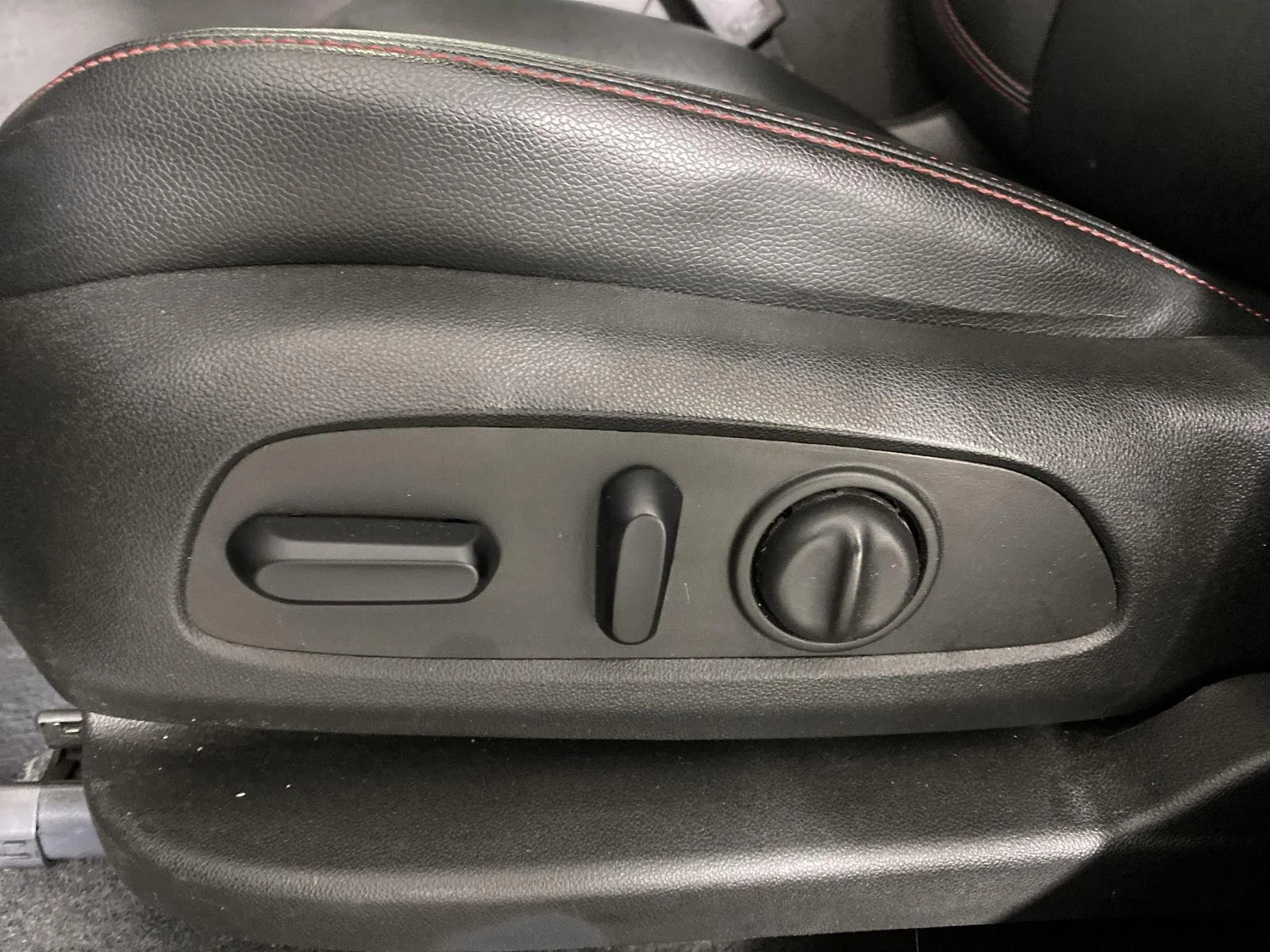 Used 2024 Mosaic Black Metallic Chevrolet RS image 14