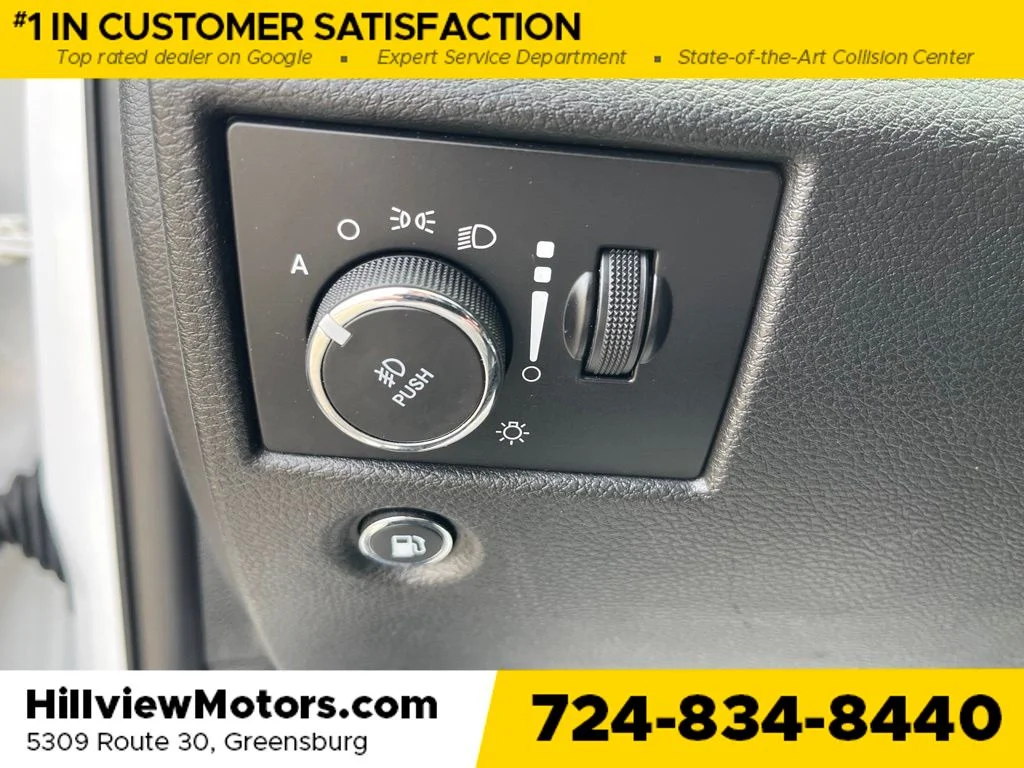 Used 2018 Bright White Clearcoat Jeep Limited image 22