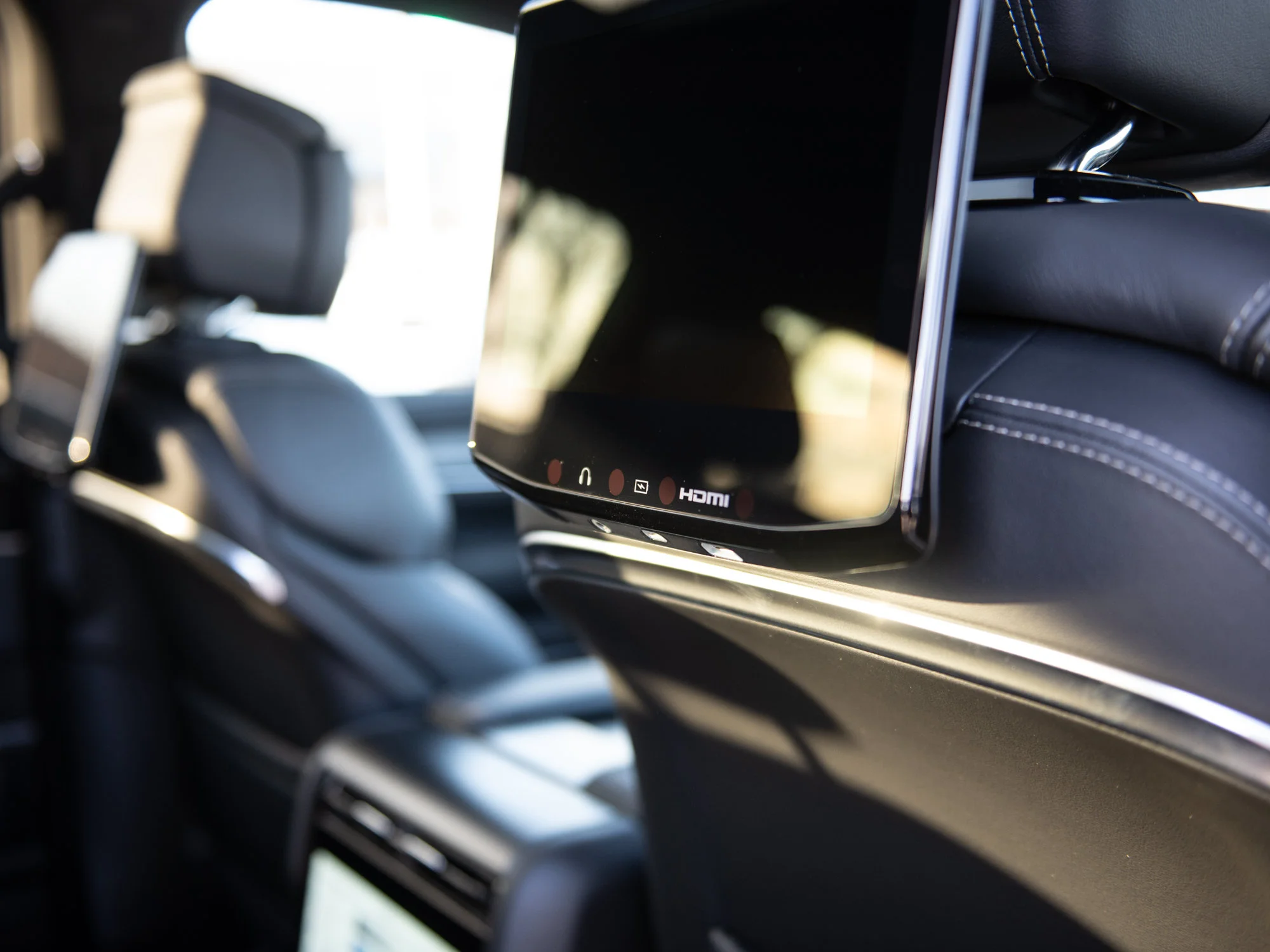 New 2026 Black Jeep Summit Obsidian* image 33