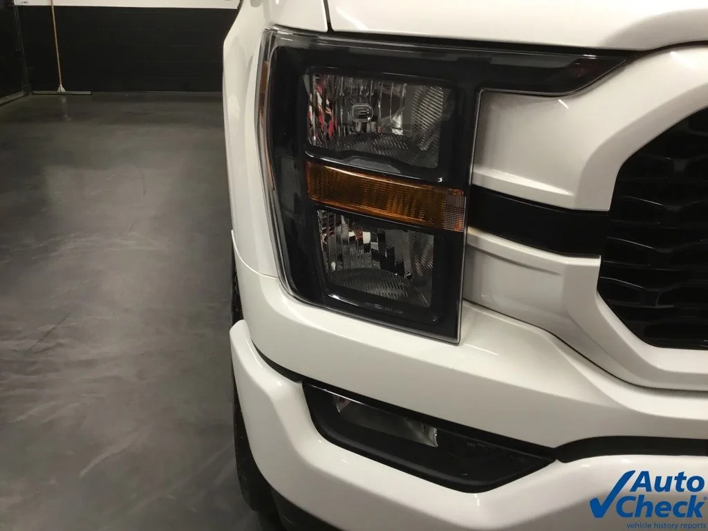 Used 2023 White Ford XL image 18