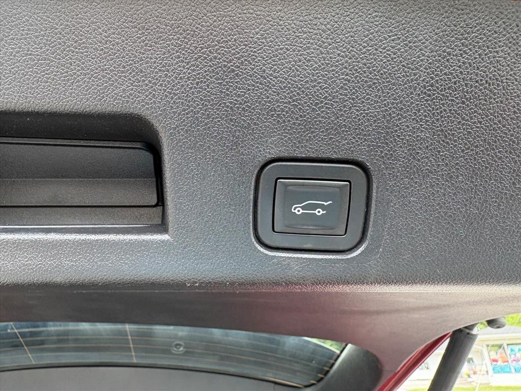 2025 Chevrolet Traverse LT - Photo 22