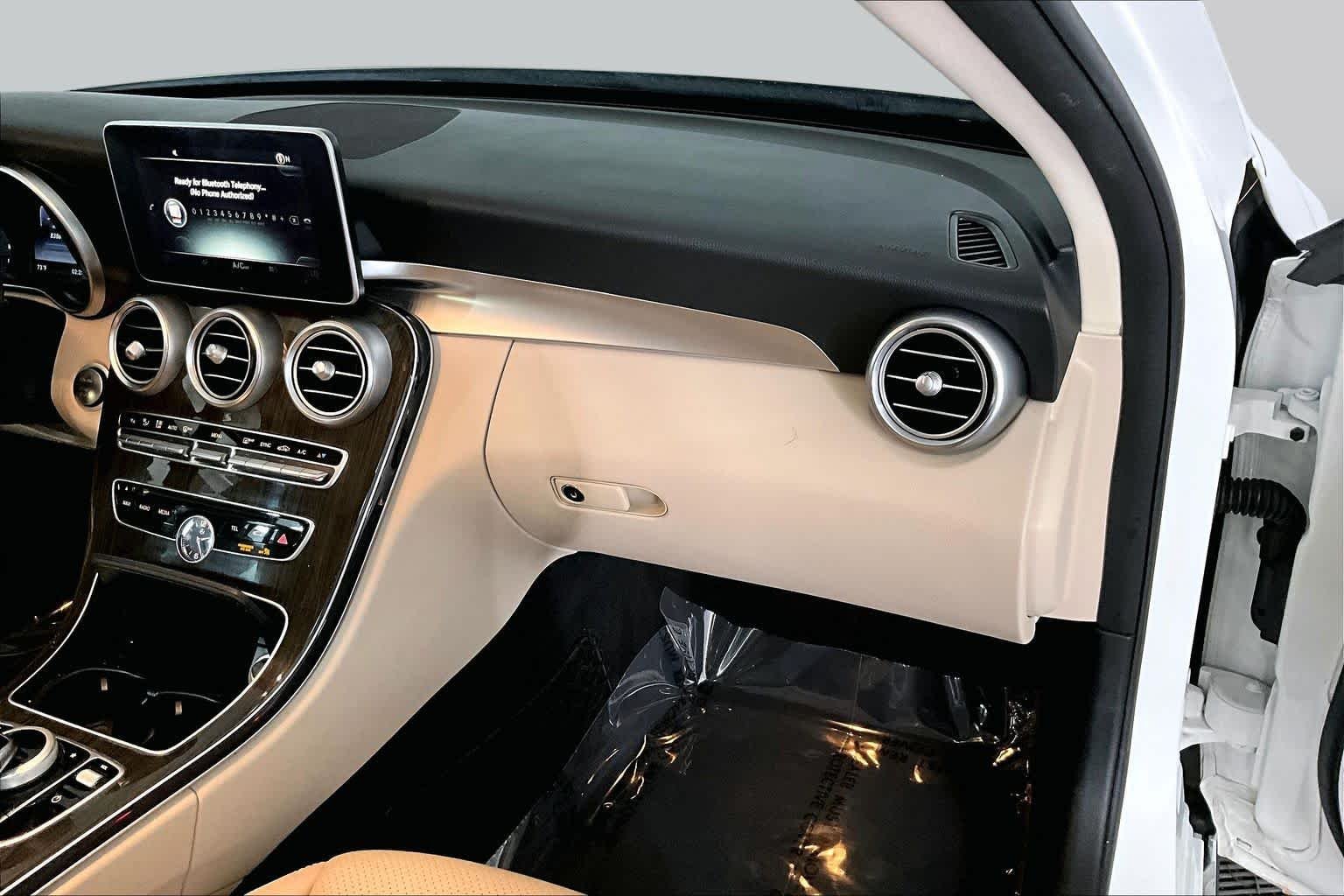 Used 2016 Polar White Mercedes-Benz C 300 image 19