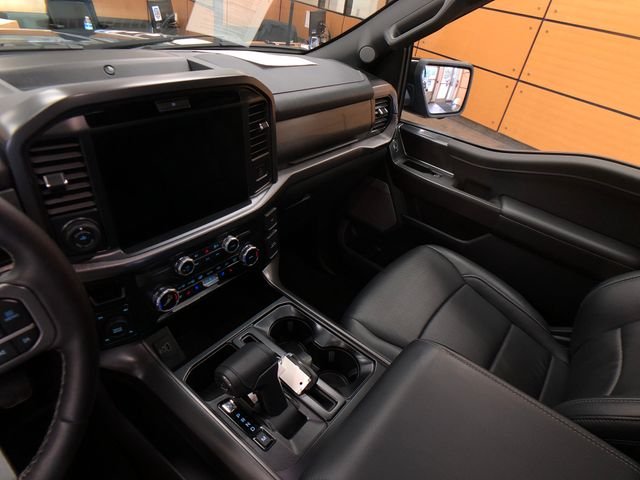 Certified Used 2025 Black Metallic Ford Lariat image 19