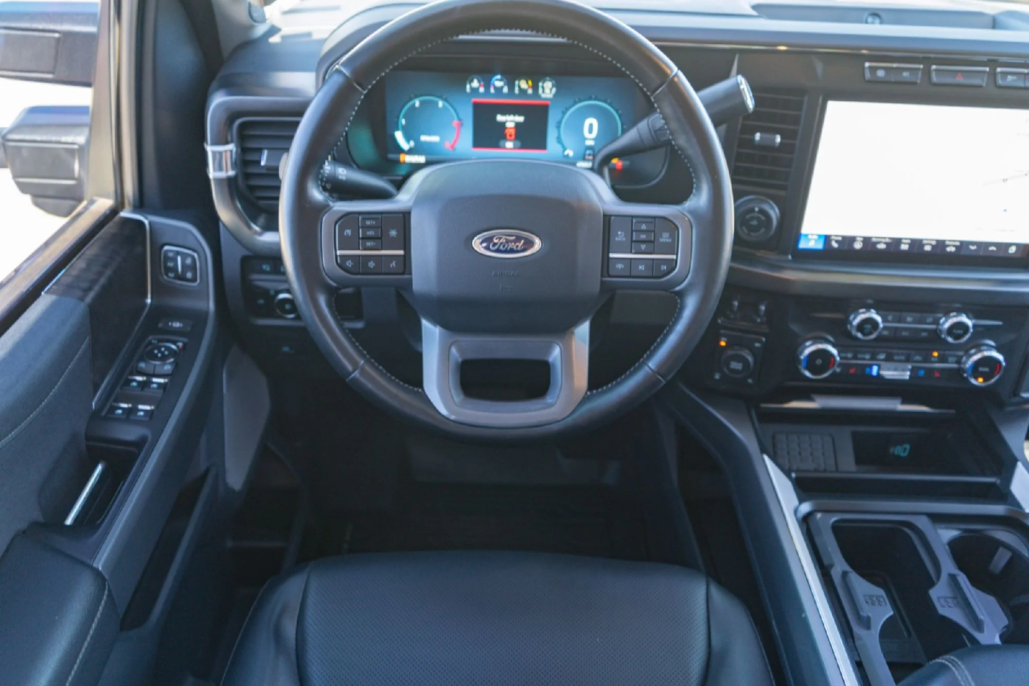 Used 2023 Silver Ford Lariat image 23