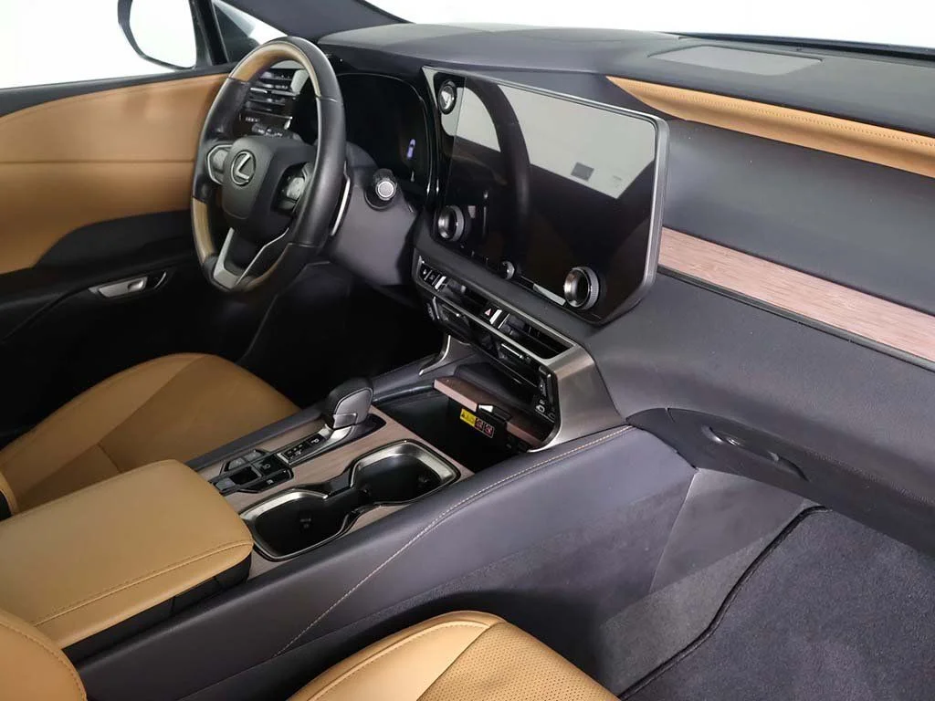 Used 2024 Silver Lexus 350h Premium Plus image 31