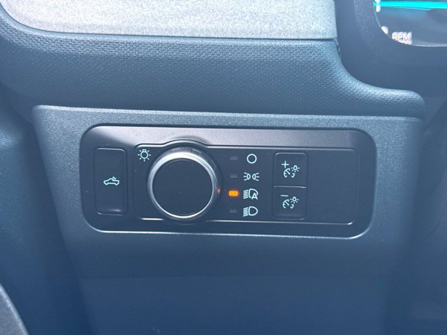 Used 2024 Green Ford XLT image 17