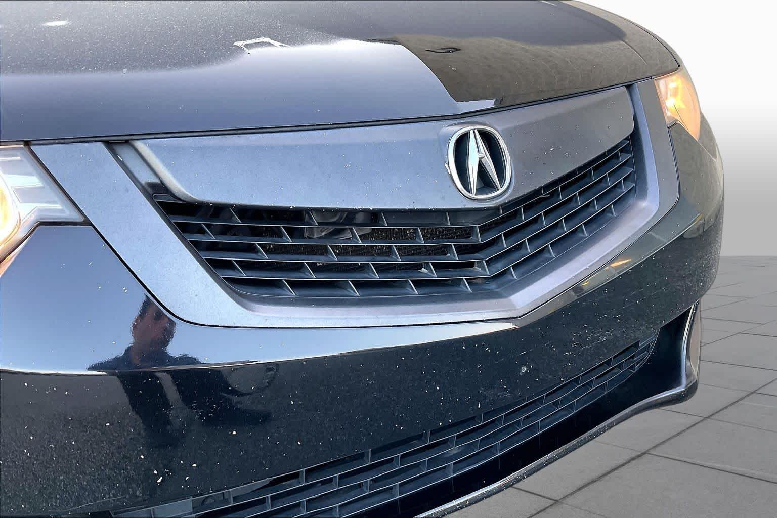 Used 2010 Crystal Black Pearl Acura  image 30