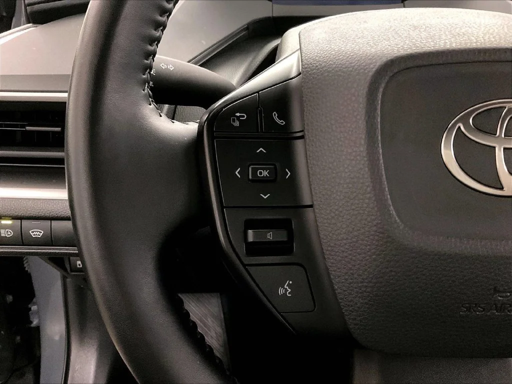 Used 2023 Gray Toyota LE image 22