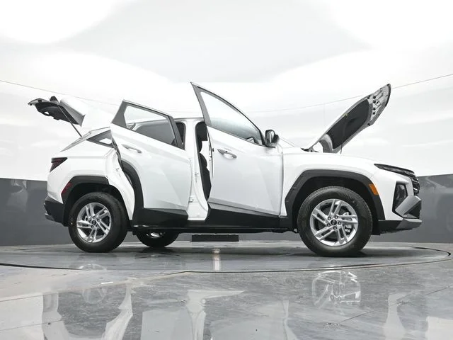 Certified Used 2026 White Hyundai SE image 22