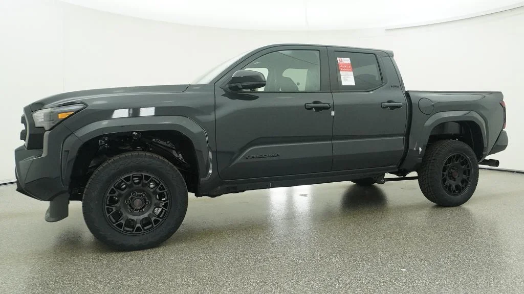 New 2026 Underground Toyota SR5 image 15