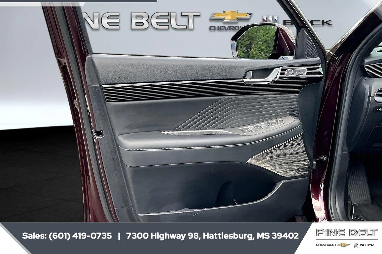 Used 2024 Sierra Burgundy Hyundai Calligraphy image 17