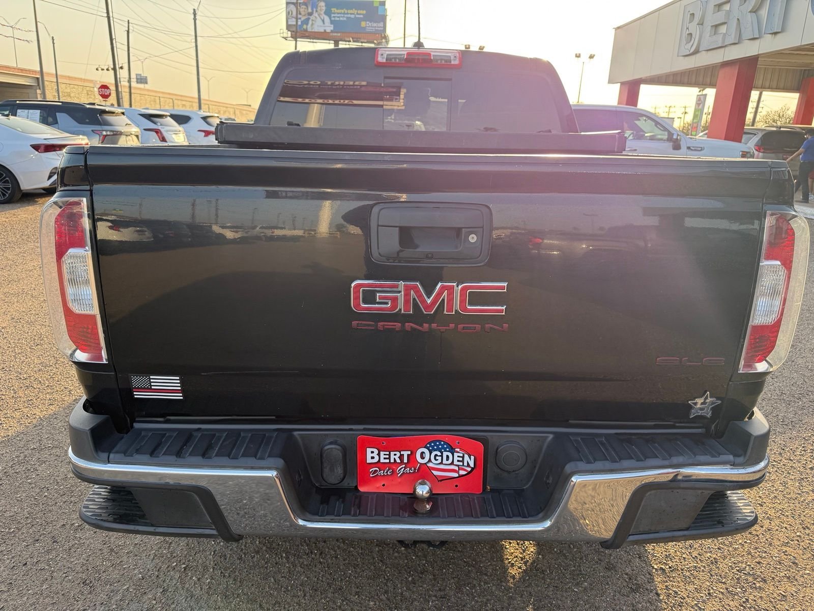 Used 2016 Black GMC SLE1 image 4