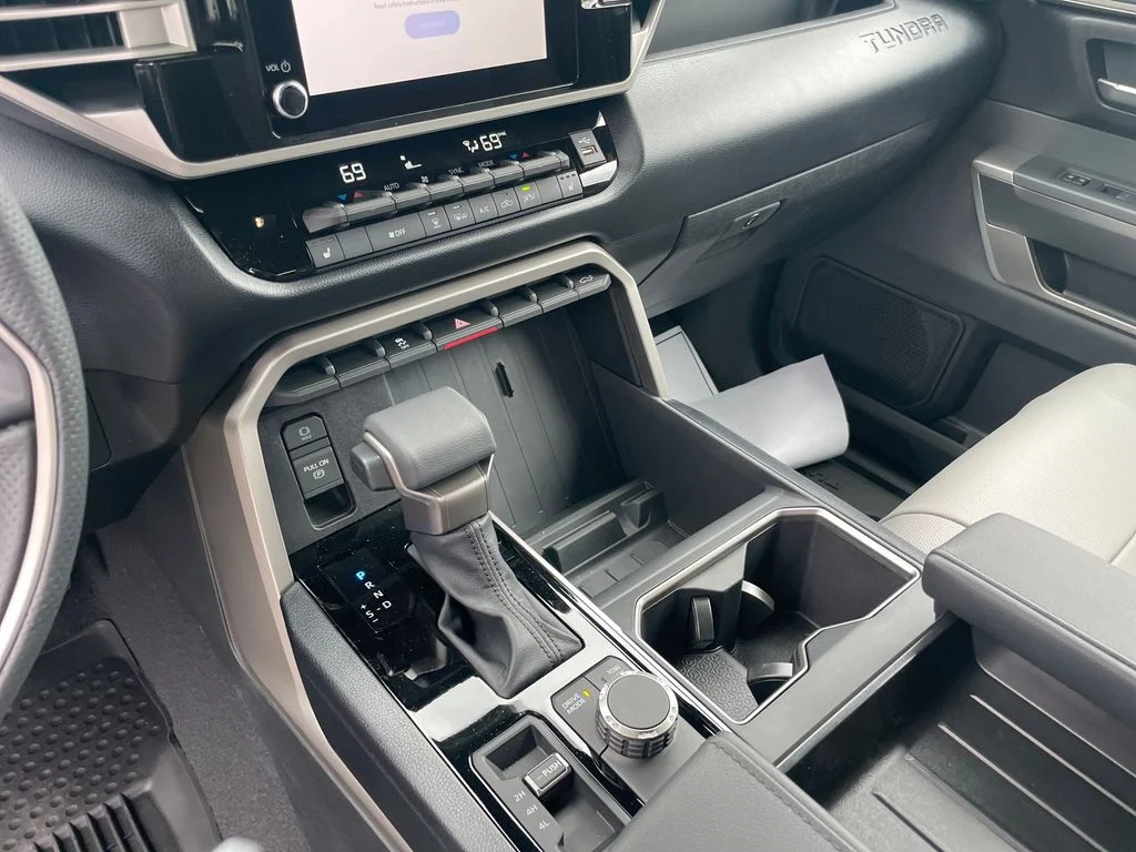 2026 Toyota Tundra SR5 - Photo 20