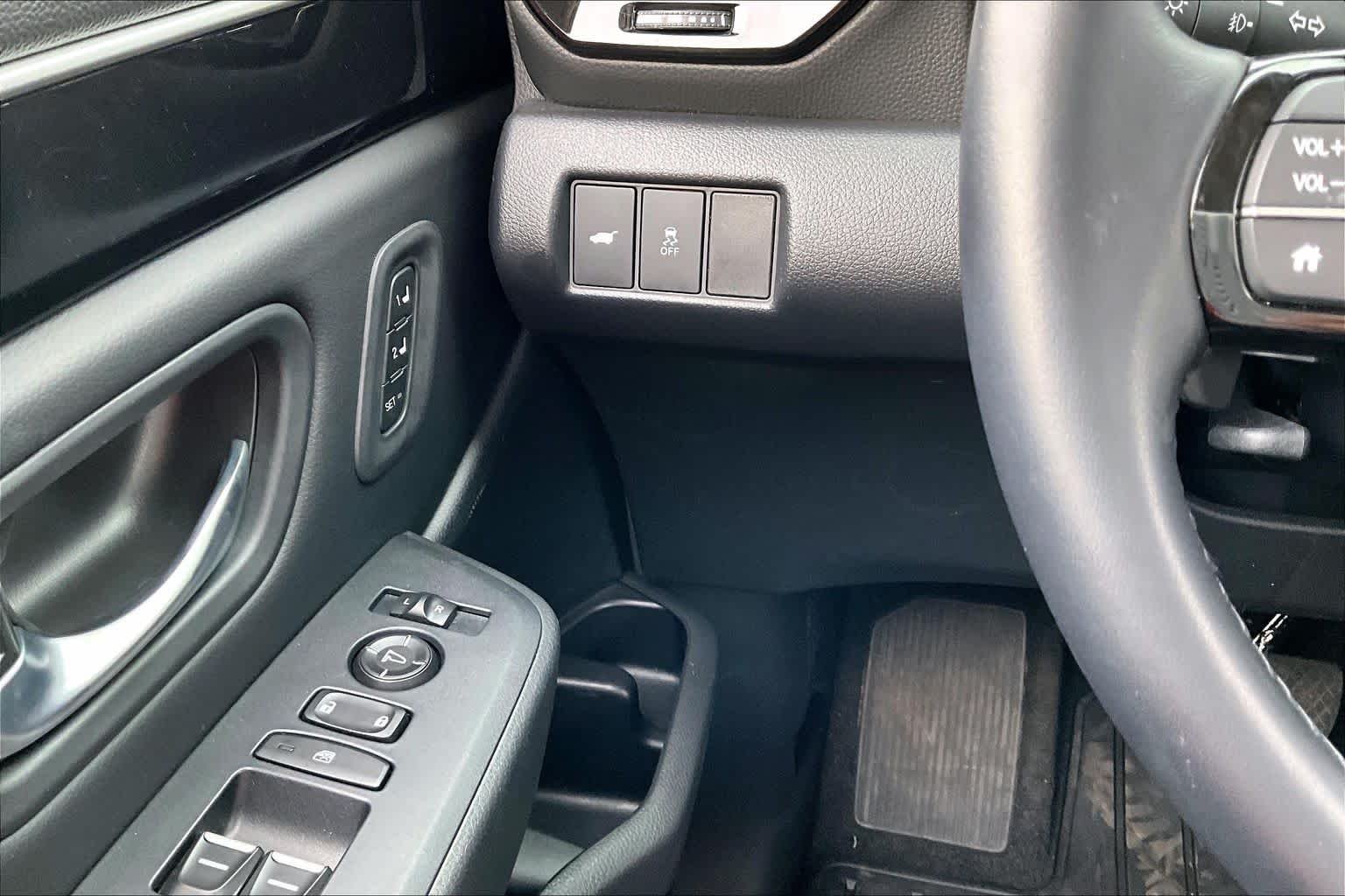 Certified Used 2025 GRAY Honda EX-L image 31