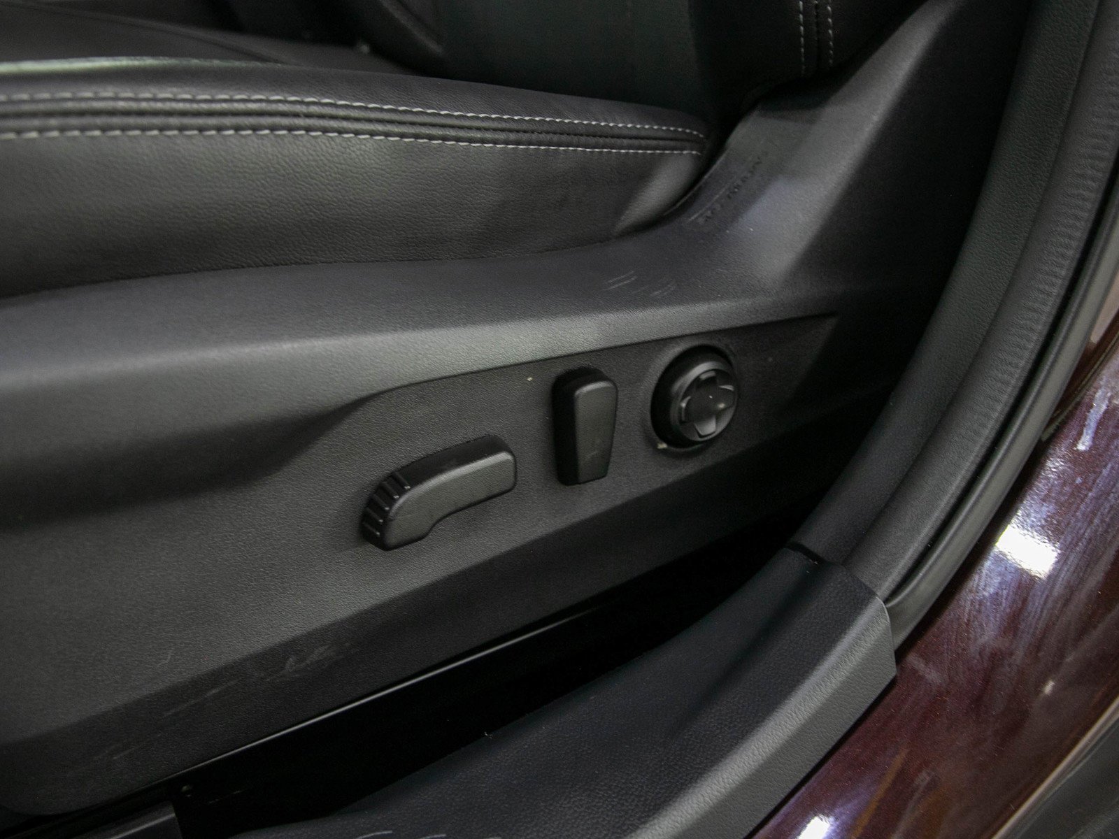 Used 2025 Dark Mahogany Pearl Subaru Limited image 22