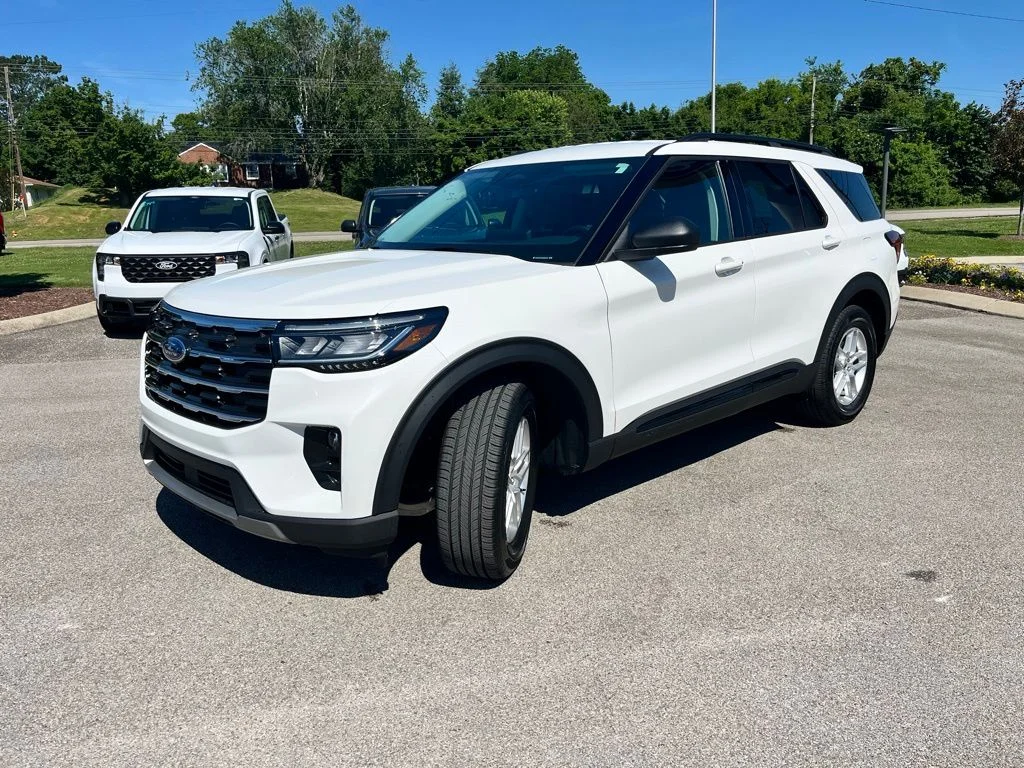 New 2026 White Ford Active image 3