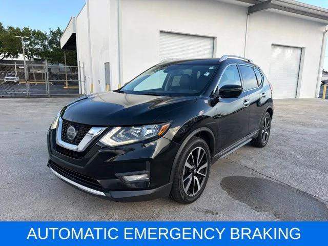 Used 2020 Black Nissan SL image 3
