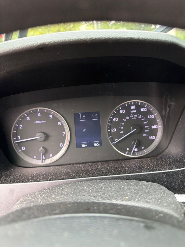 Used 2017 Brown Hyundai Base image 2