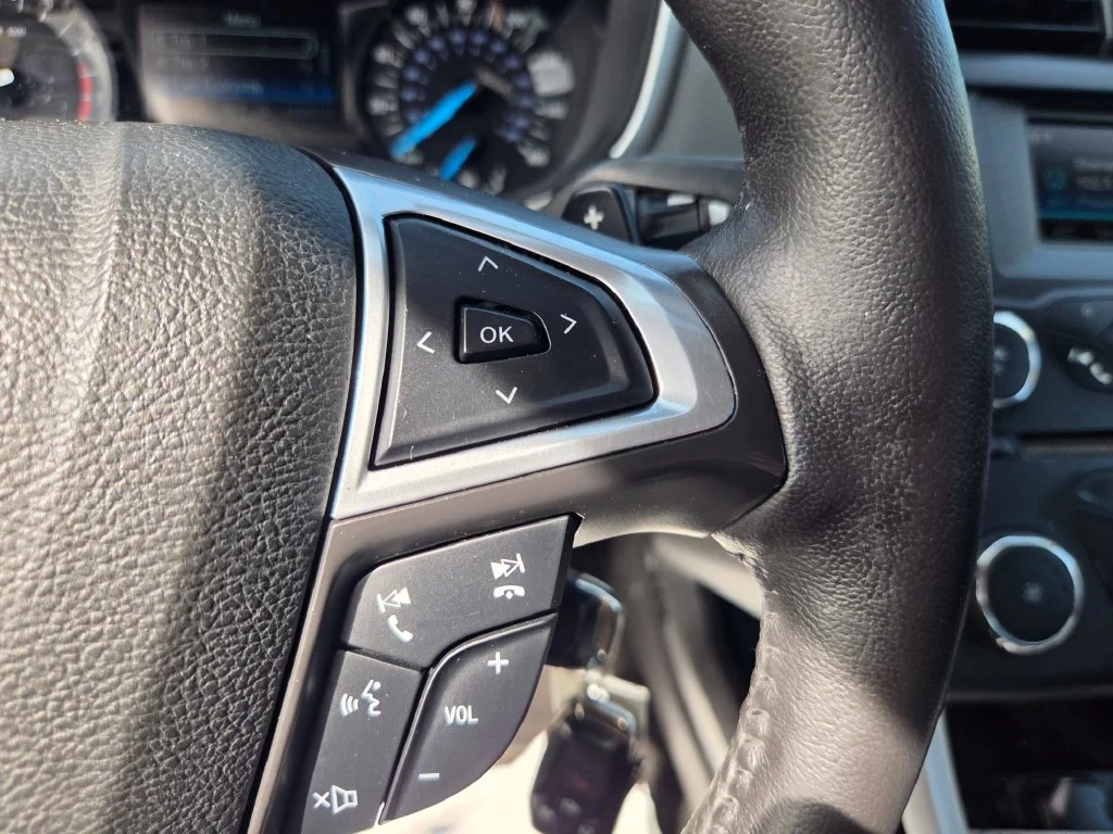 Used 2015 Gold Ford SE image 16