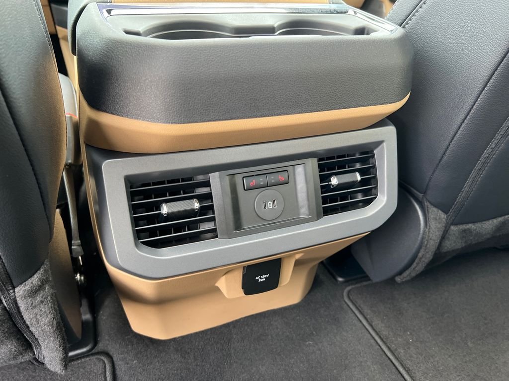 New 2026 White Ford Lariat image 27