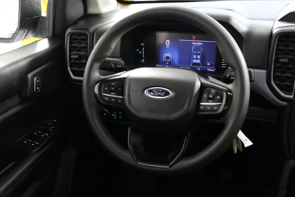Used 2024 White Ford XL image 10