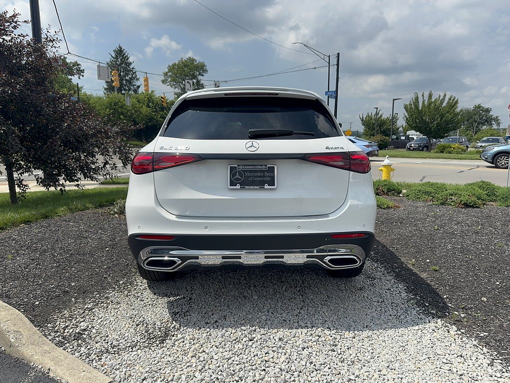 New 2026 Polar White Mercedes-Benz GLC 300 4MATIC® image 3