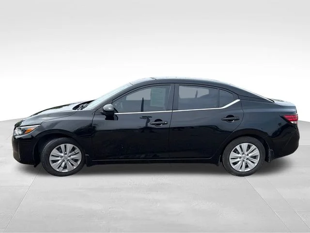 Used 2024 Black Nissan S image 5