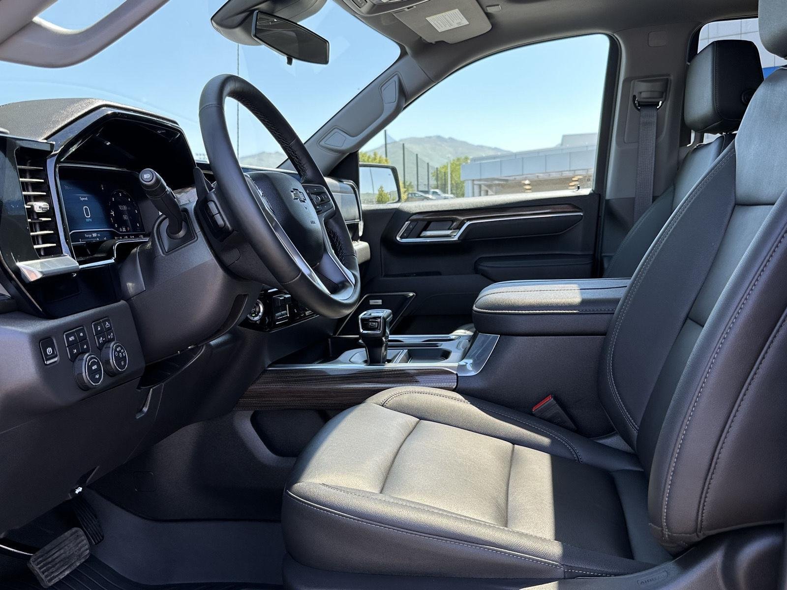 2025 Chevrolet Silverado 1500 LT Trail Boss - Photo 25