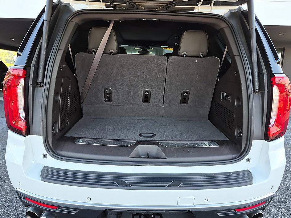 Used 2022 White Frost GMC Denali image 33