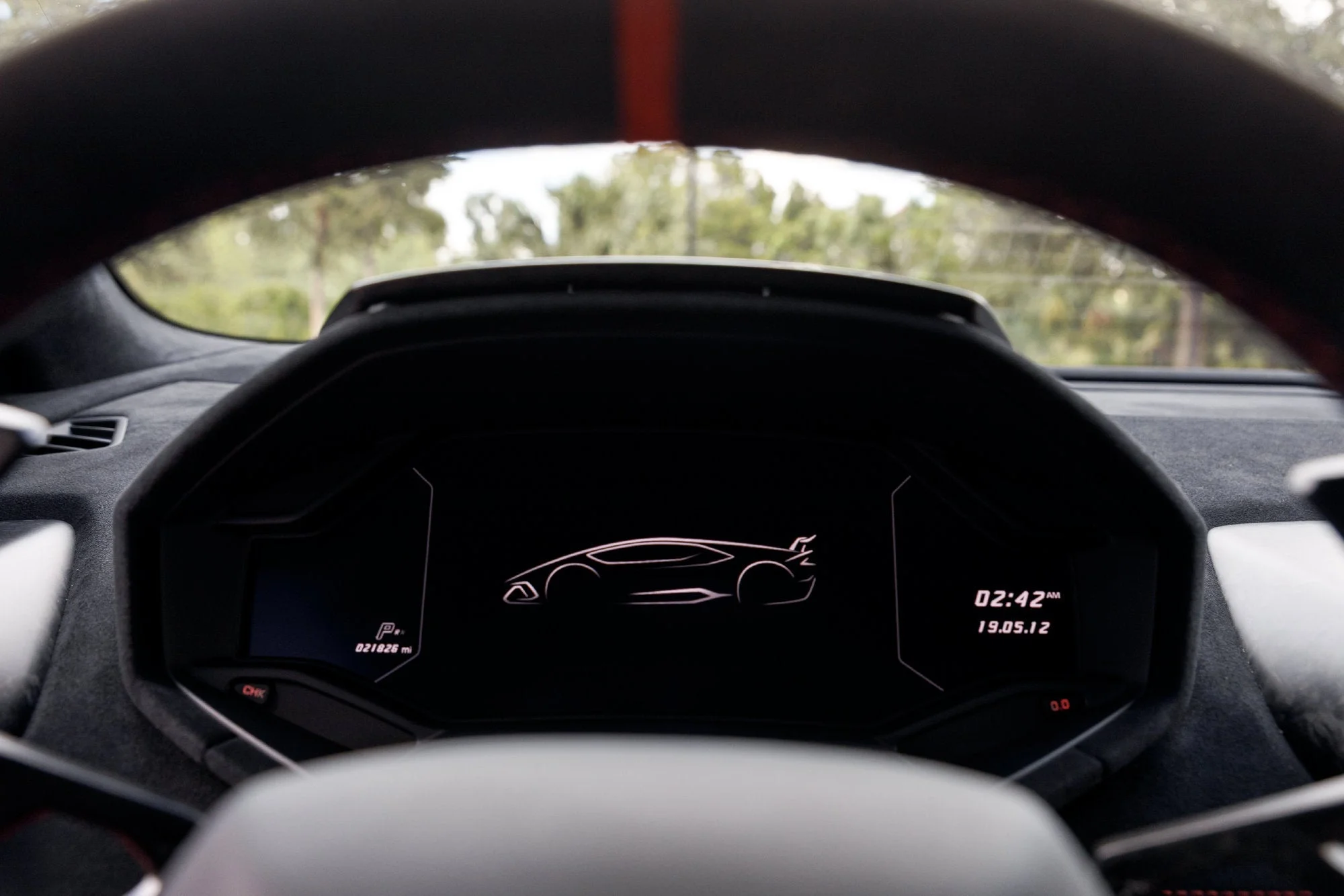 Used 2018  Lamborghini Performante image 23