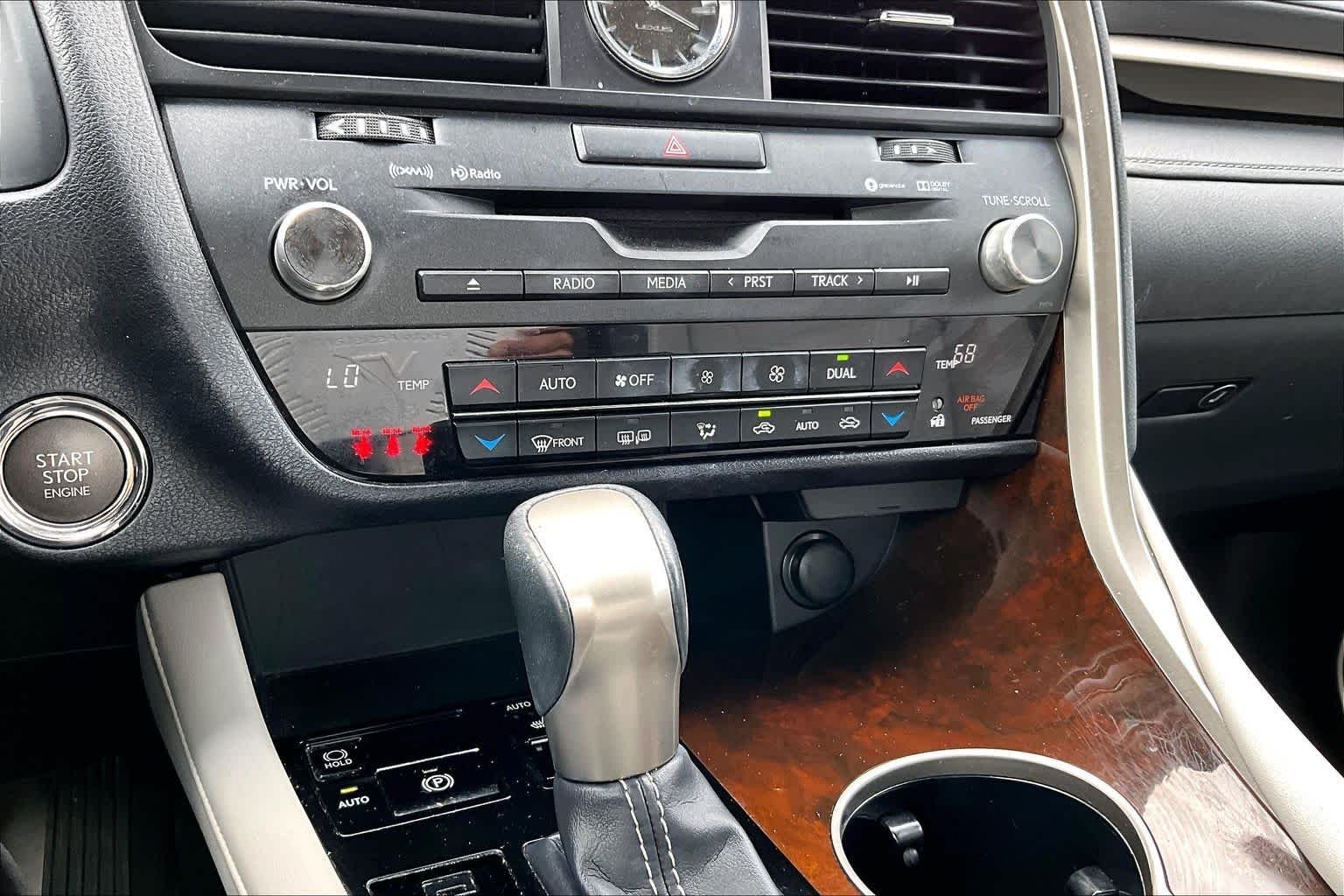 Used 2019 Atomic Silver Lexus  image 32