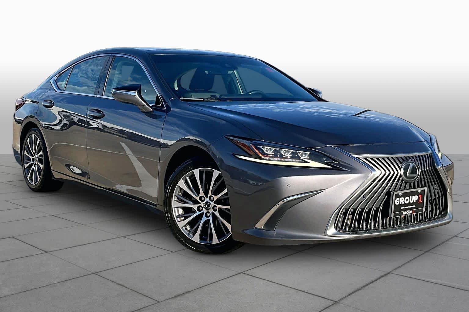Used 2019 Nebula Gray Pearl Lexus Luxury image 3