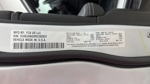 Used 2024 Silver Jeep Altitude X image 34