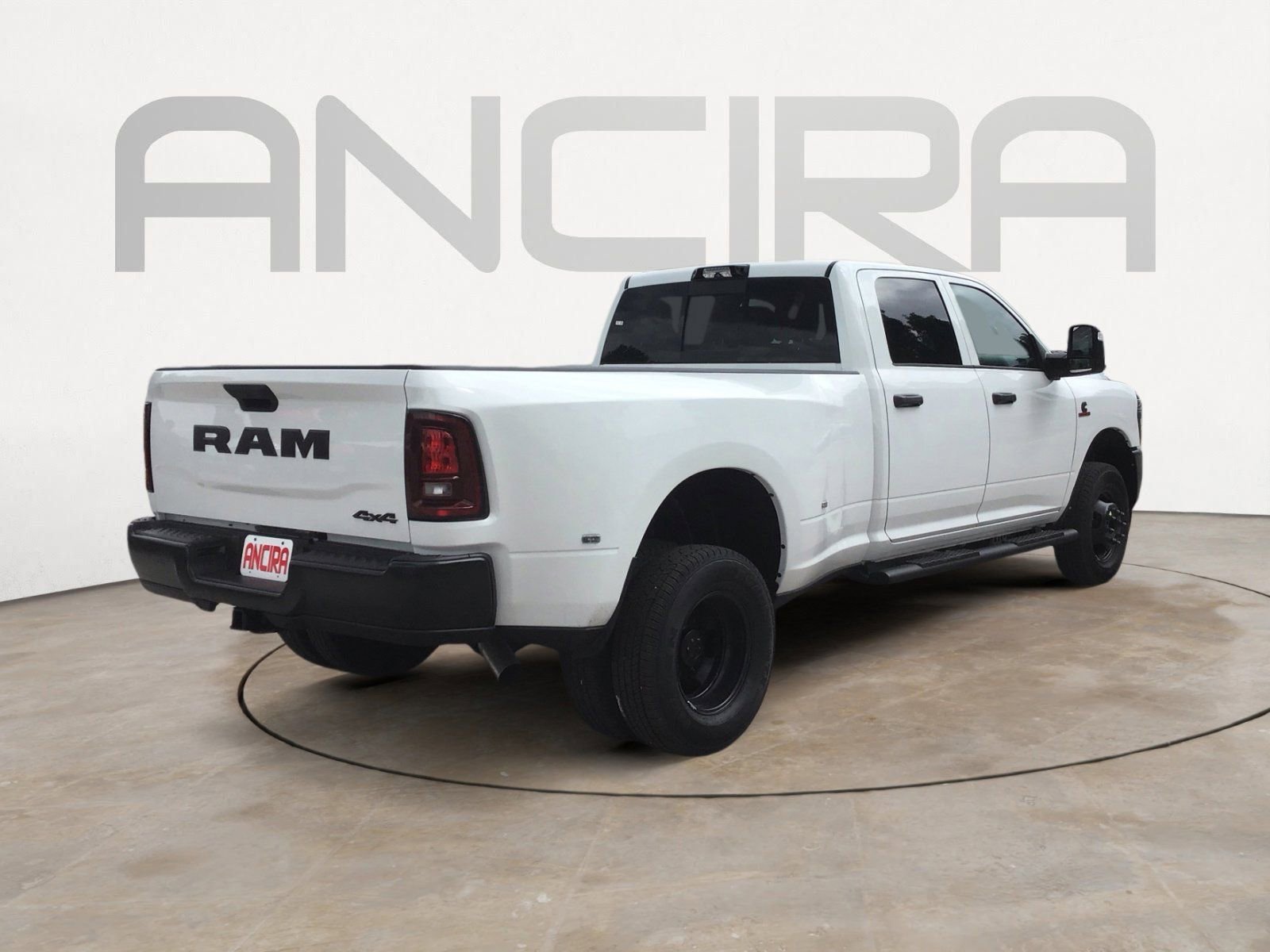 New 2026 Bright White Clearcoat RAM Tradesman image 10