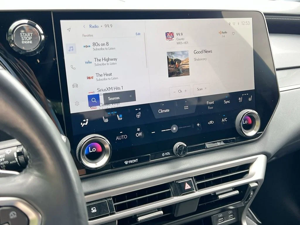 2023 Lexus RX 350 - Photo 15