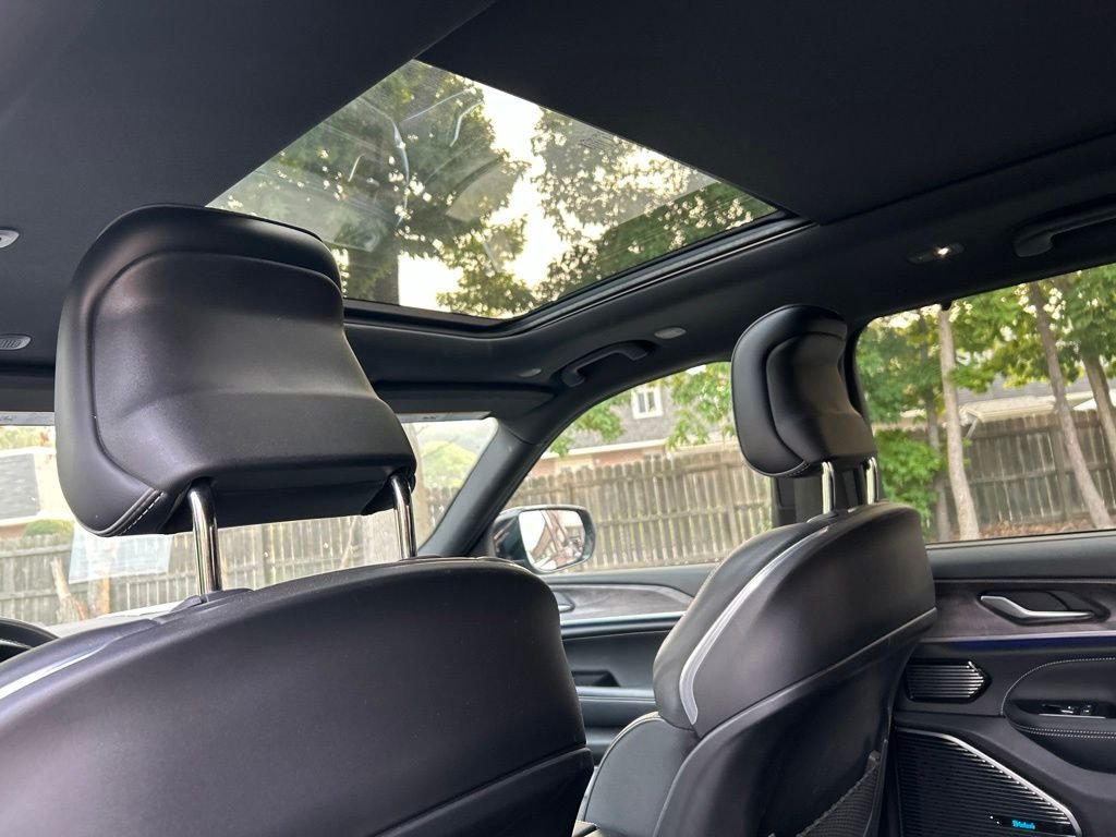 Used 2022 Gray Jeep Overland image 28
