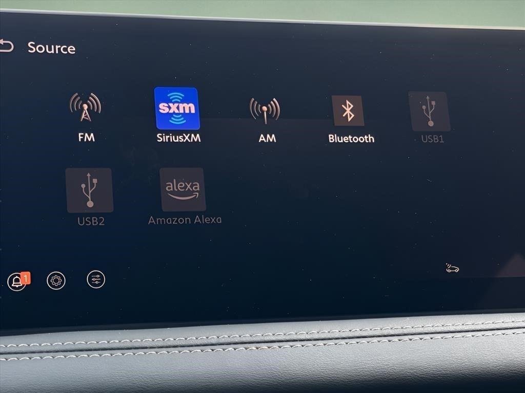 New 2027 2T RAD WHT INFINITI Sport AWD image 24